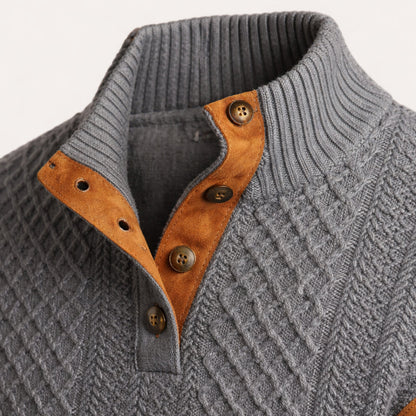 Cardigan a trecce con bottoni sul davanti